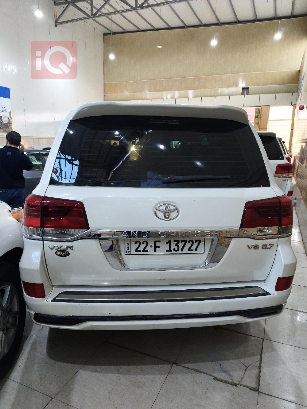 تويوتا لاندكروزر